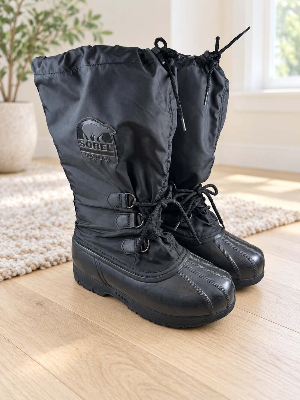 Sorel Snowlion II Women’s Snow Boots Black Tall Lace Up Rubber Size 8